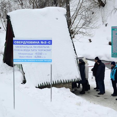 Zelenyy Bir Hotel Skhidnytsia Exterior foto