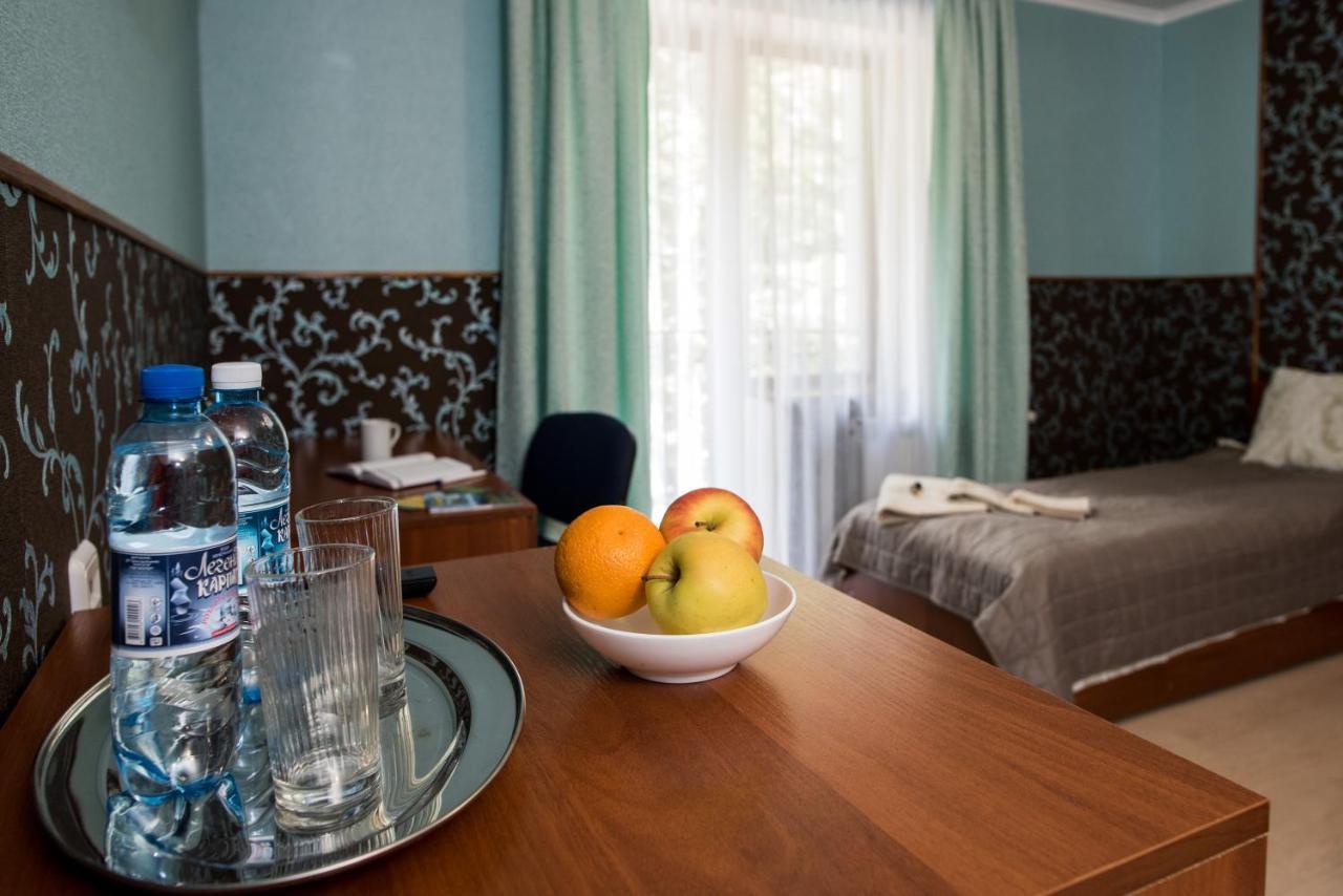 Zelenyy Bir Hotel Skhidnytsia Exterior foto