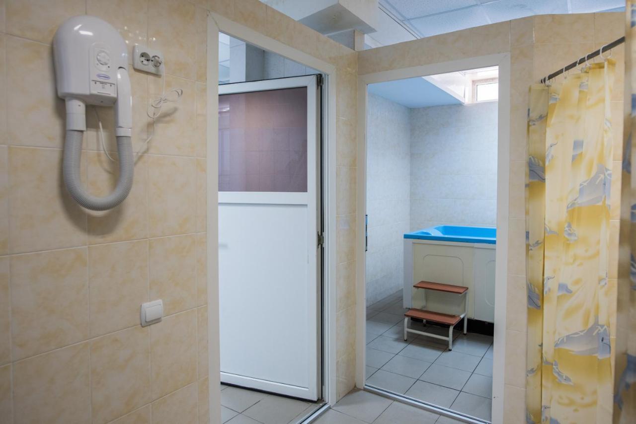 Zelenyy Bir Hotel Skhidnytsia Exterior foto